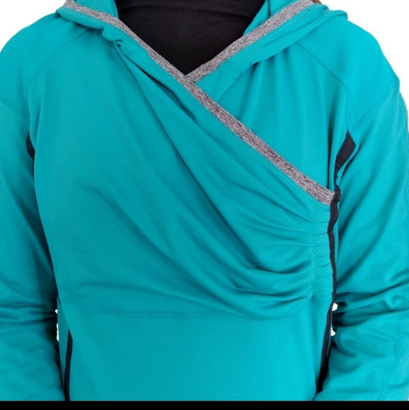 Lululemon run for your life blue pullover with black edging and hood - Picture 6 of 6